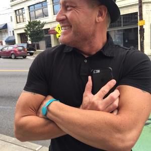 Meet your Posher, Todd